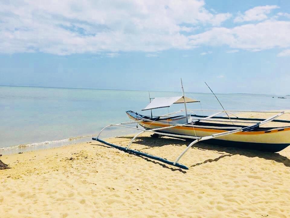 Mecaja Beach House Roxas  Экстерьер фото