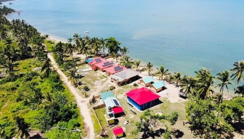 Mecaja Beach House Roxas  Экстерьер фото