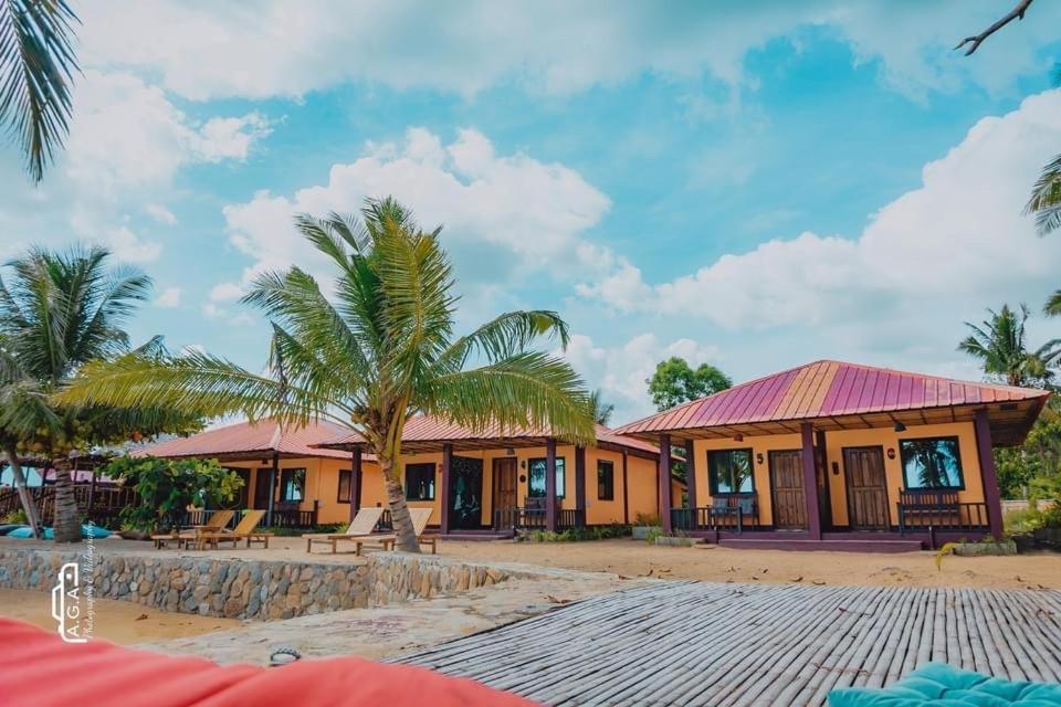Mecaja Beach House Roxas  Экстерьер фото
