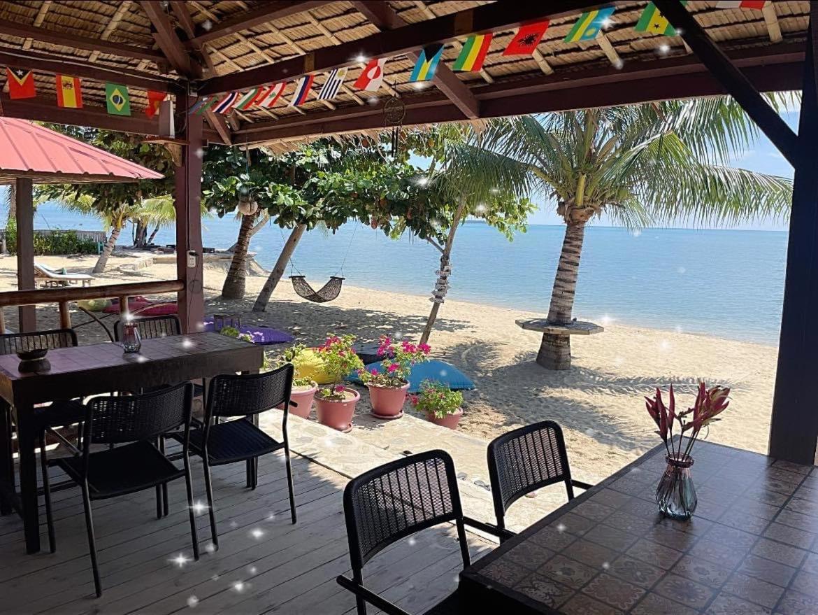 Mecaja Beach House Roxas  Экстерьер фото